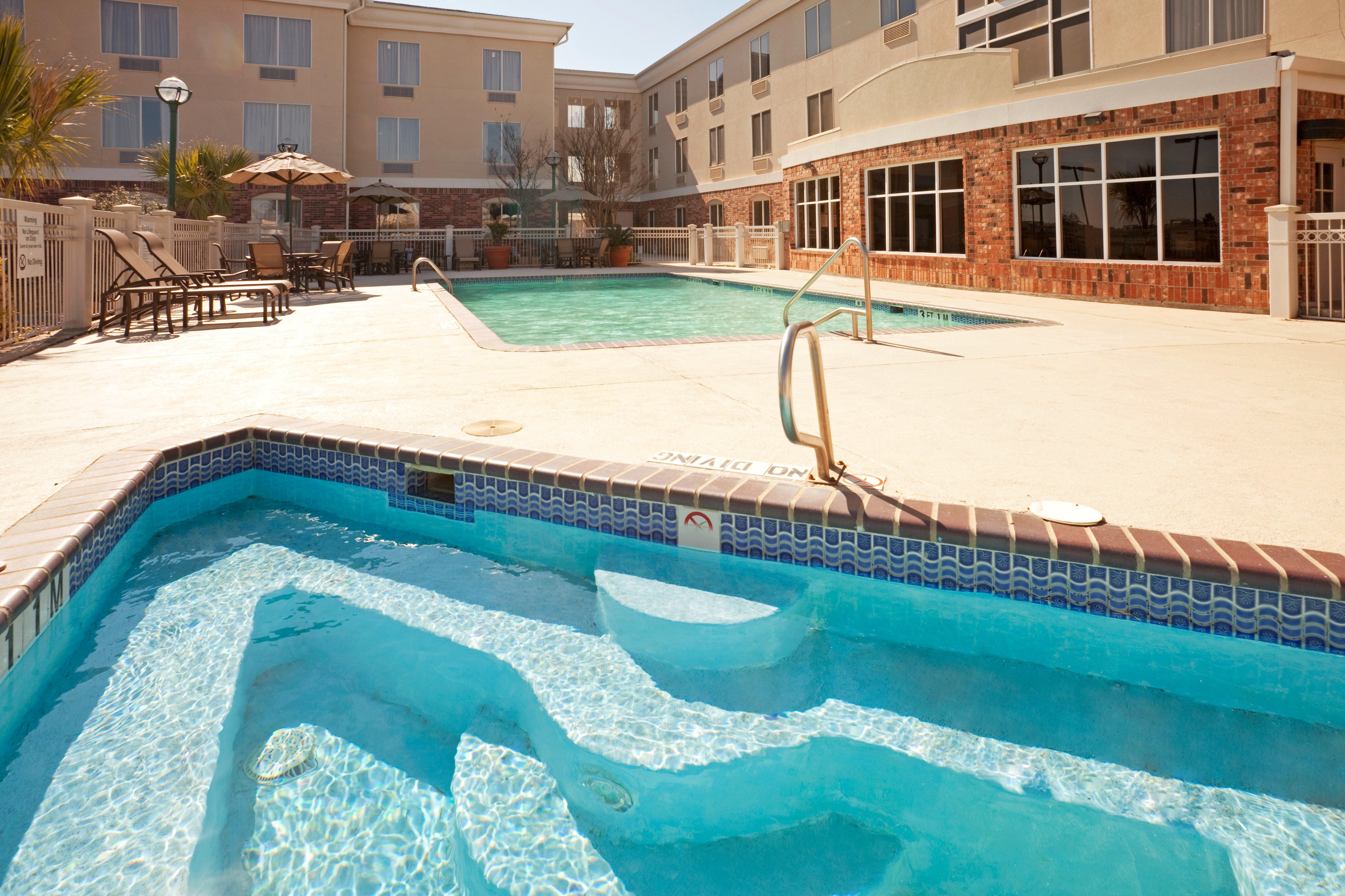 Holiday Inn Express Hotel & Suites Eagle Pass By Ihg Esterno foto