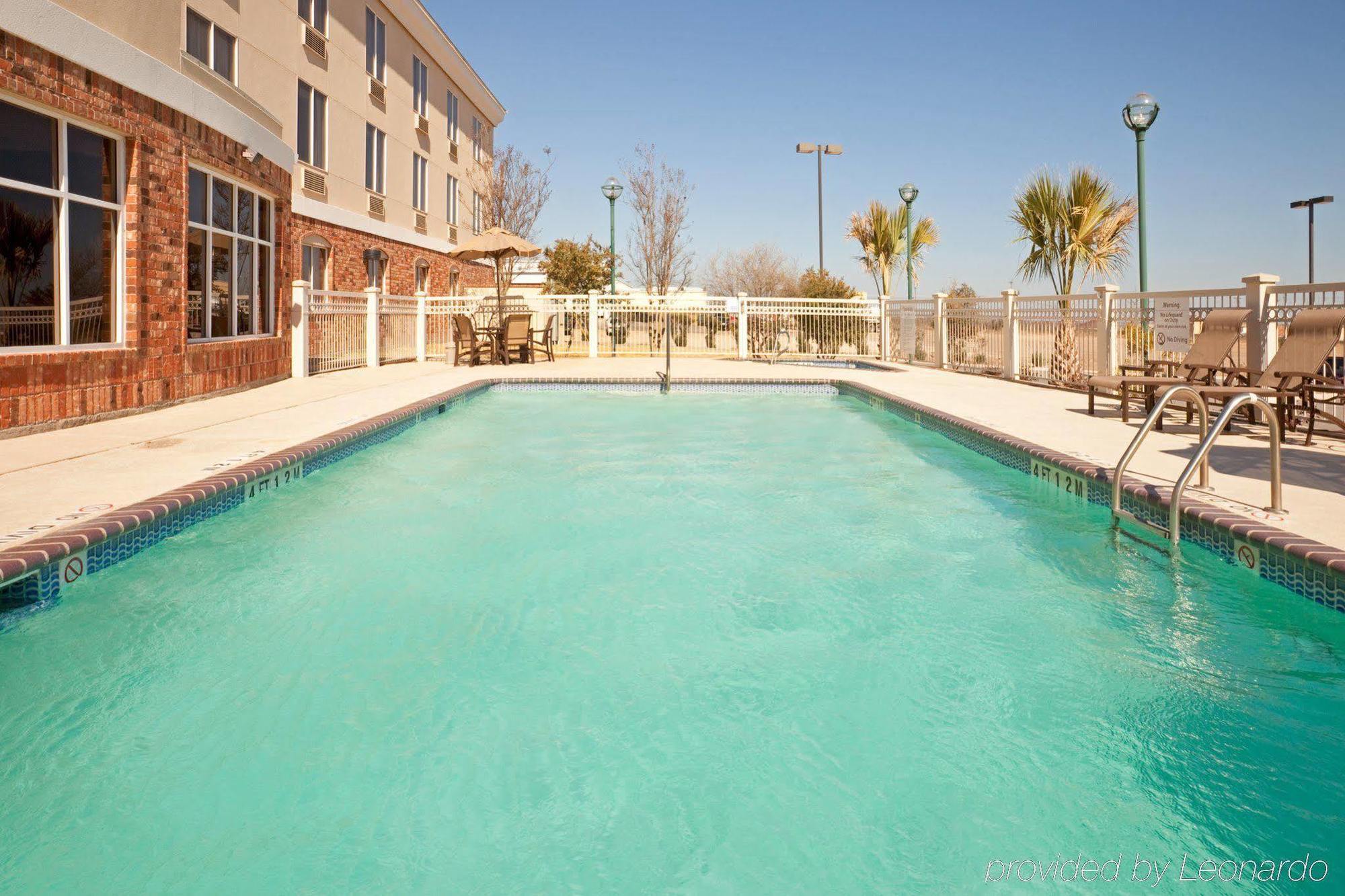 Holiday Inn Express Hotel & Suites Eagle Pass By Ihg Servizi foto